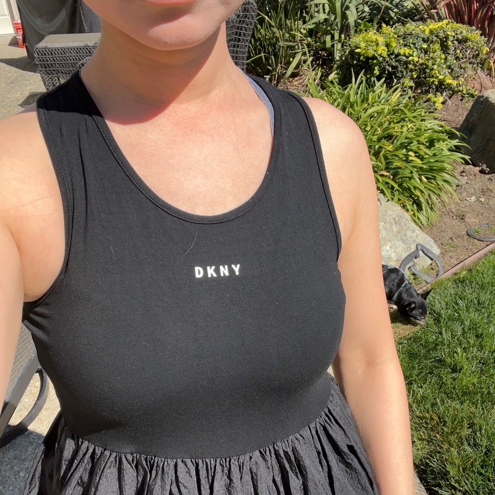 💃DKNY super light weight dress size XS